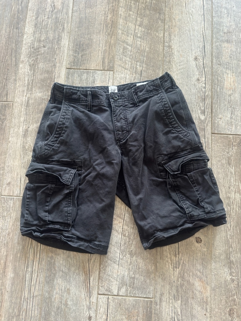 GAP Men's Cargo Shorts in Black - Casual Pocket Utility Shorts